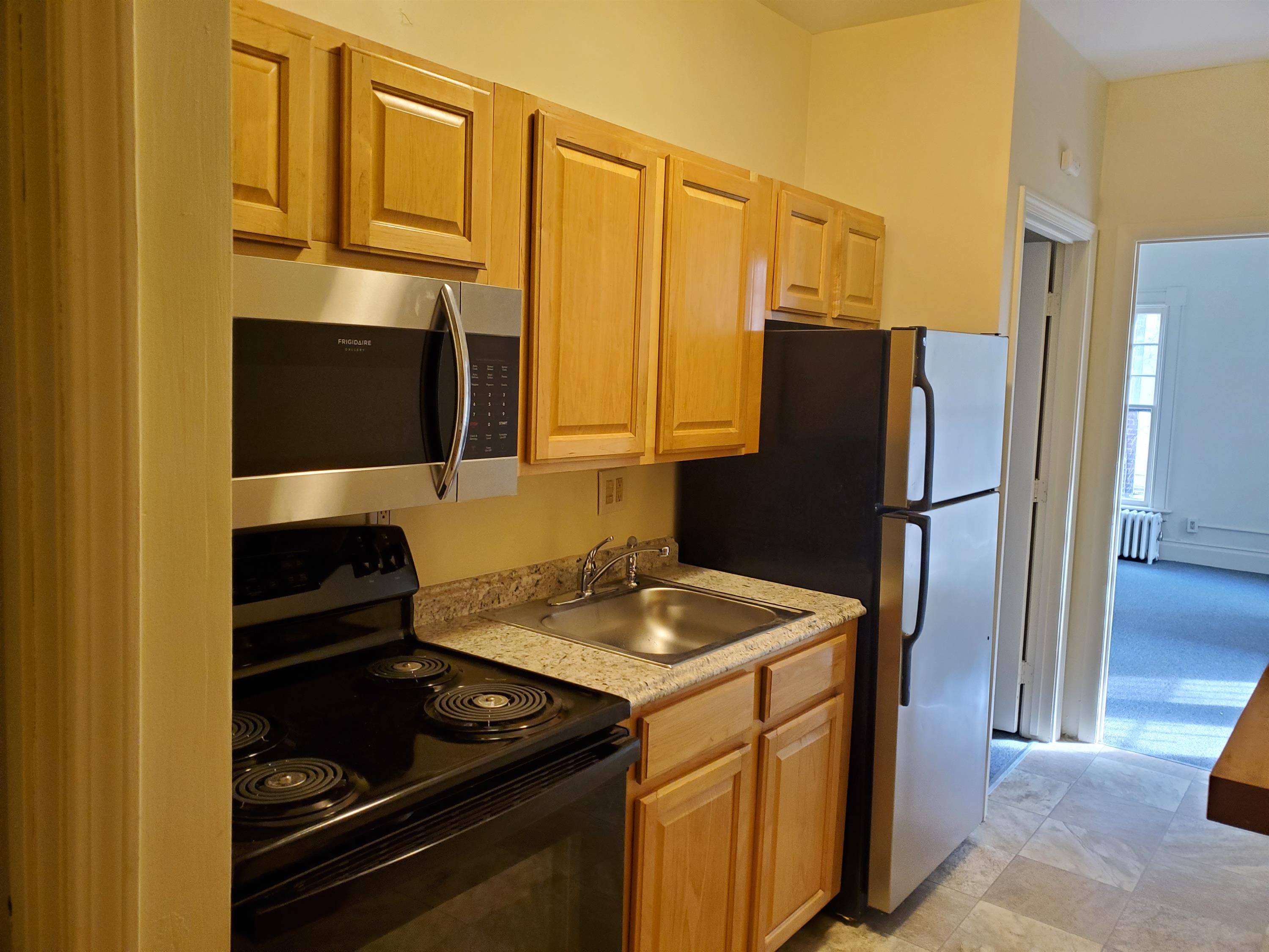 93 Whitney Avenue - Apartment 3